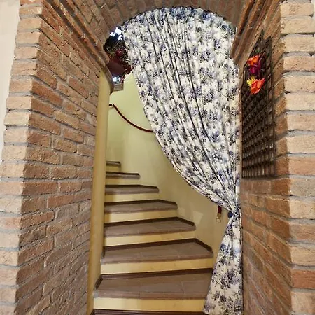 翼格瑞丽酒店 住宿加早餐酒店 卡斯塔诺兰泽