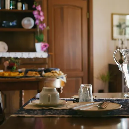 ベッド・アンド・ブレックファスト I Grilli